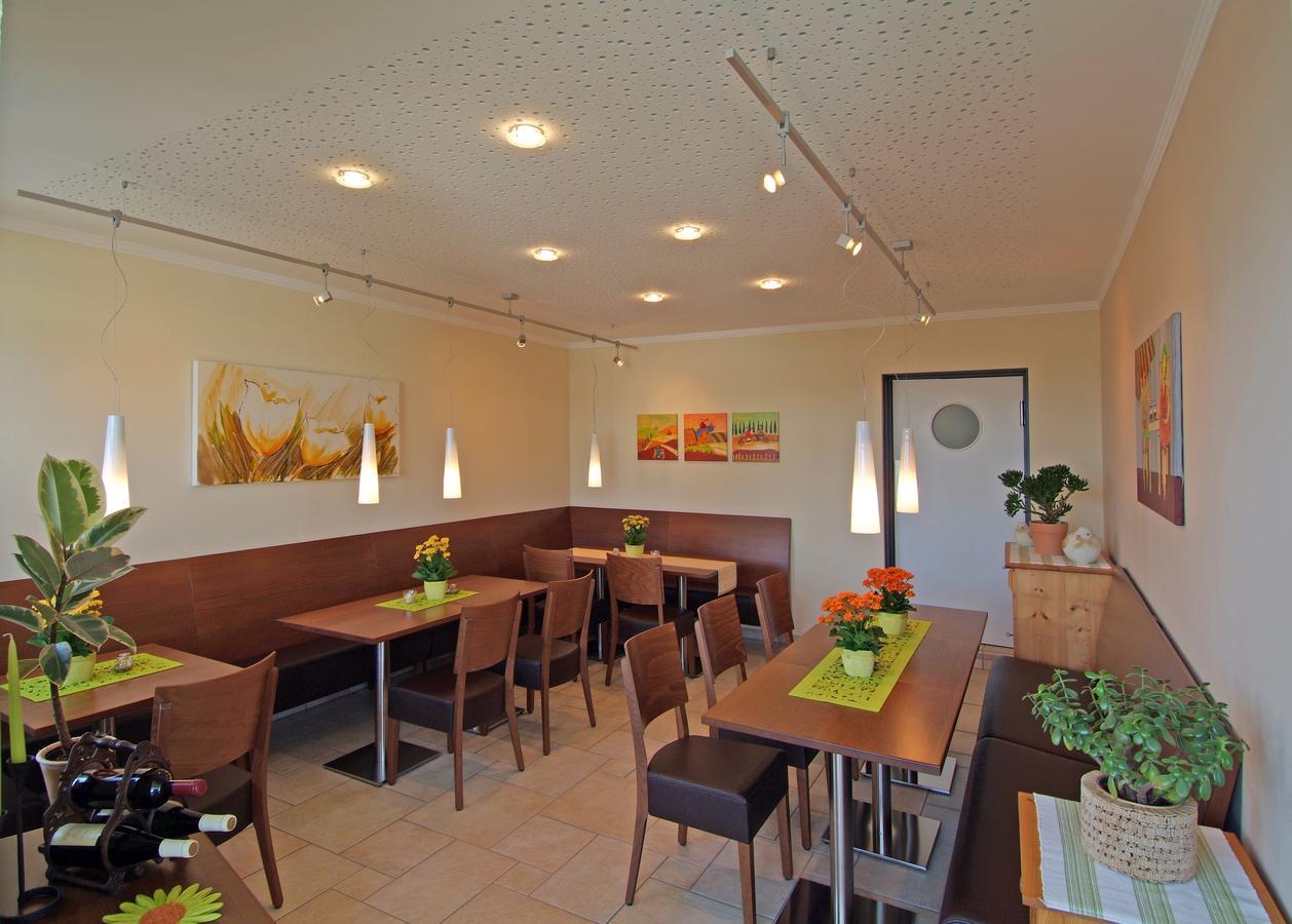 Hotel Haus Am Berg Trier Ngoại thất bức ảnh